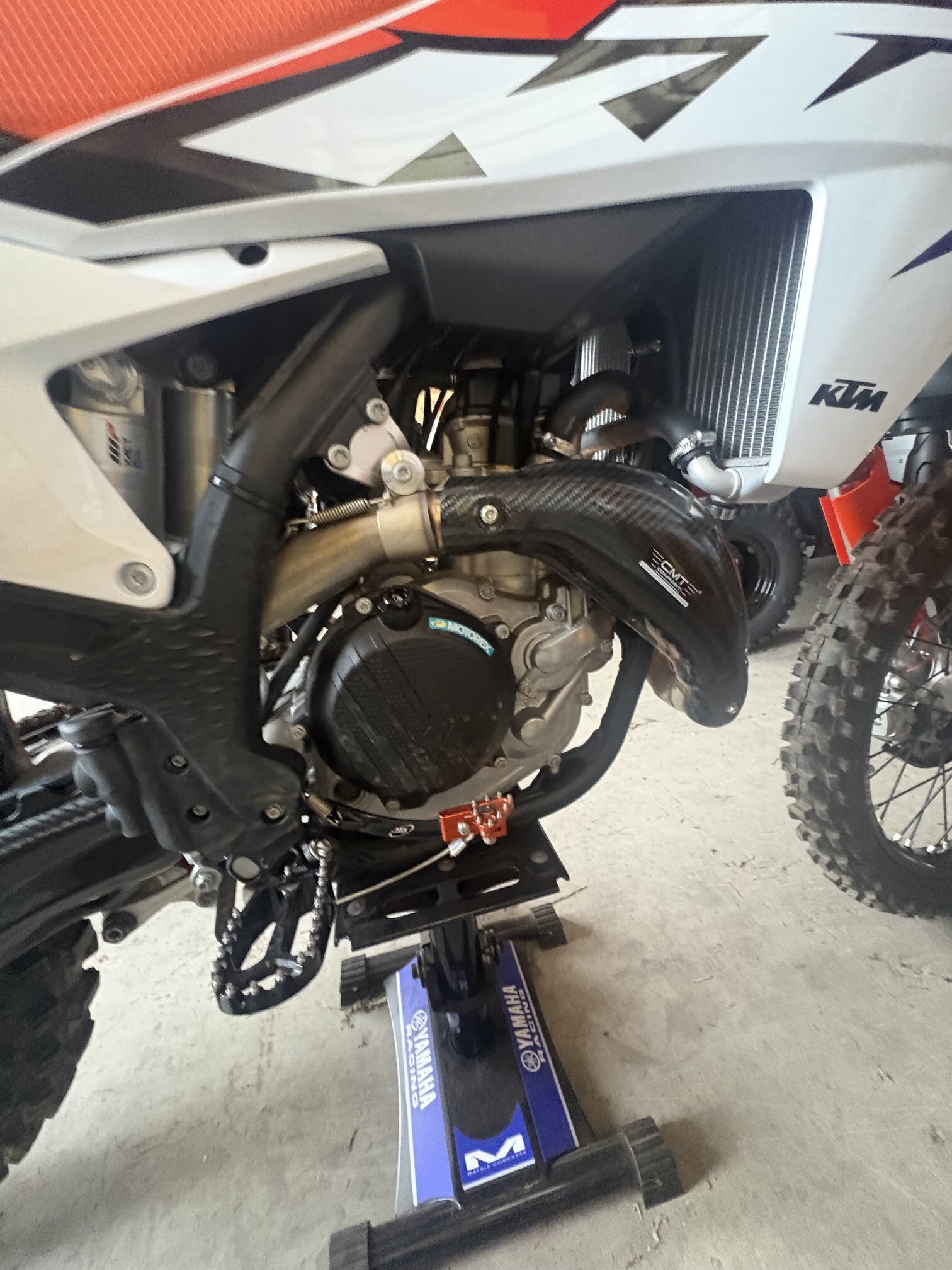 2023 KTM 450 SX F Comes with New White Plastics & New Seat, Only 4.3 Hours on Meter (Stand Not Included)