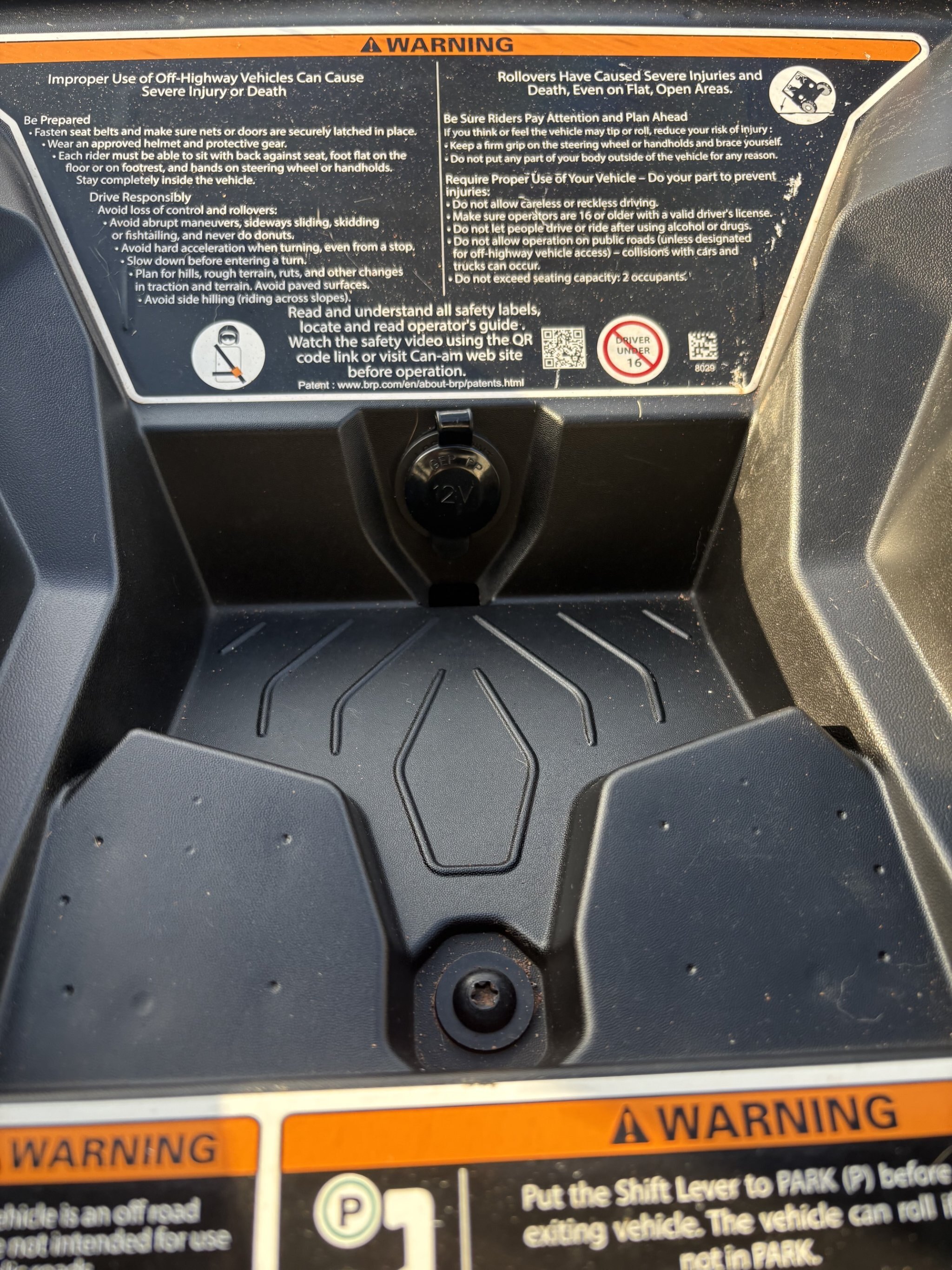 2025 Can Am Commander DPS 700 1058kms