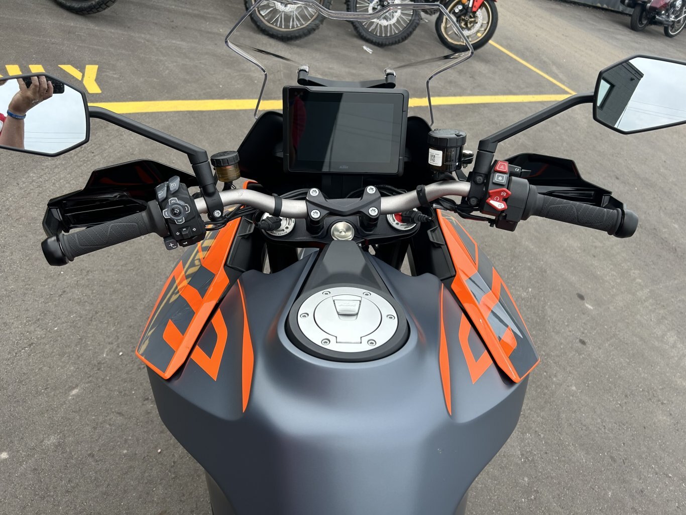 2023 KTM 1290 Super Duke GT