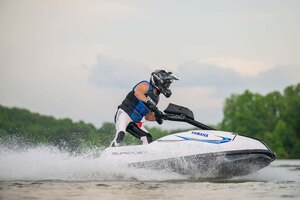 2026 Yamaha SuperJet White/Black