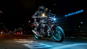 2026 Yamaha MT 10 Matte Raven Black