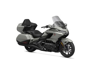 2026 Honda Gold Wing Tour DCT Pearl Deep Mud Grey