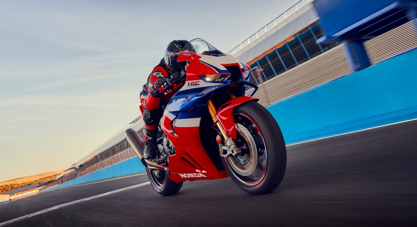 2027 Honda CBR1000RR R Fireblade SP
