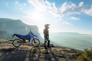 2027 Yamaha WR125R Raven