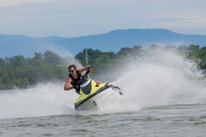 2027 Yamaha JetBlaster 2 UP Lunar Yellow/Black
