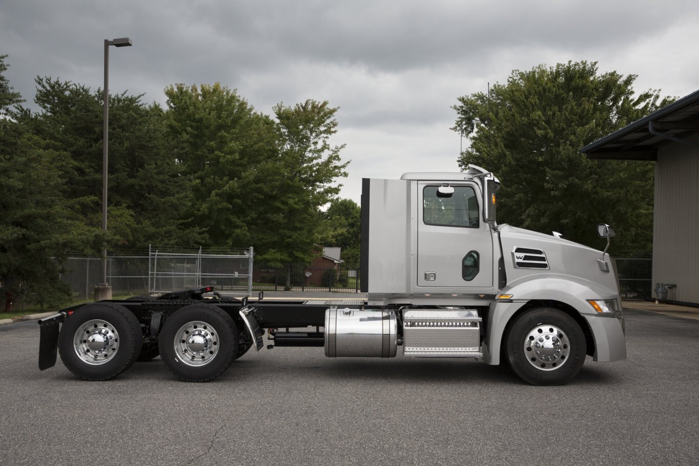 Western Star 5700 XE Extreme Efficiency   16713027 8 