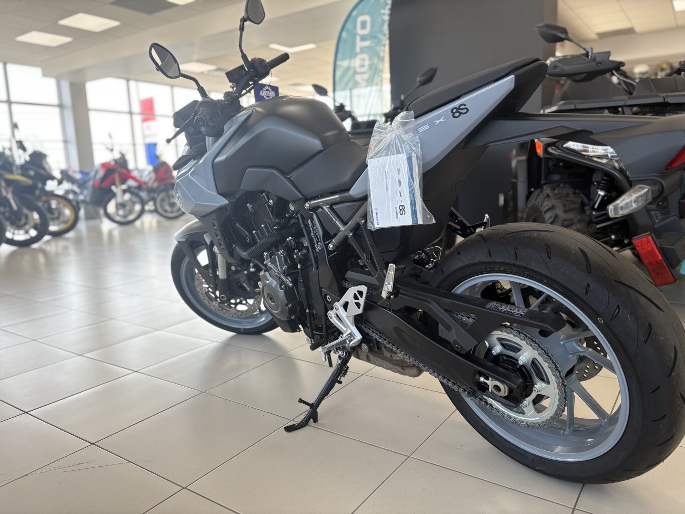 2024 Suzuki GSX 8S Glass Mat Mechanical Grey