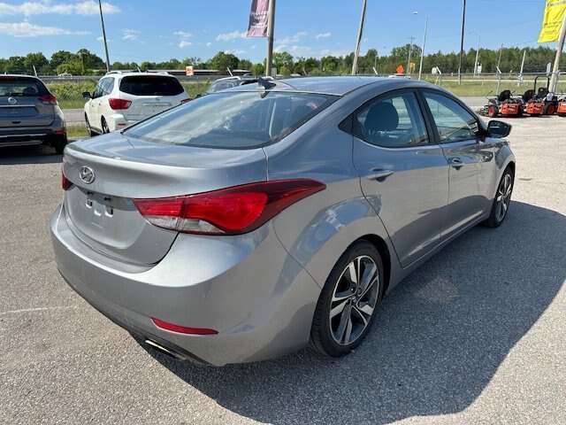 2015 HYUNDAI ELANTRA GLS / $239.35 BIWEEKLY INCLUDING TAX / SUNROOF / HEATED FRONT SEATS