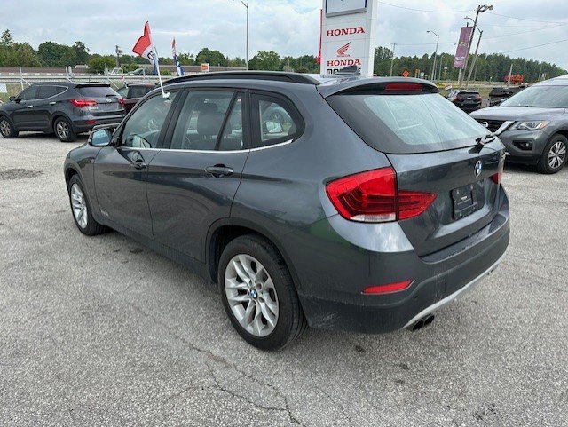 2015 BMW X1 XDRIVE 28I / $224.68 B/W TAX IN / PANO SUNROOF / NAVIGATION