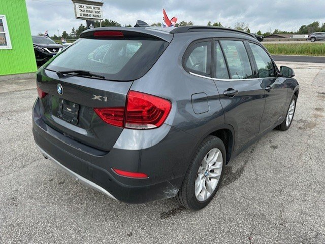 2015 BMW X1 XDRIVE 28I / $224.68 B/W TAX IN / PANO SUNROOF / NAVIGATION