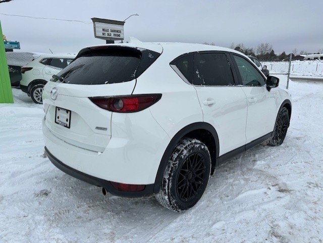 2018 MAZDA CX 5 GS AWD / $222.92 BIWEEKLY TAX INCLUDED / HEATED FRONT SEATS / HEATED STEERING WHEEL