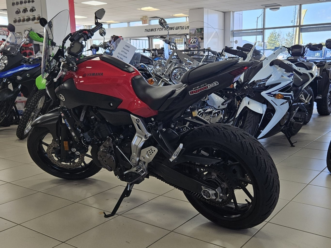 2015 YAMAHA FZ07