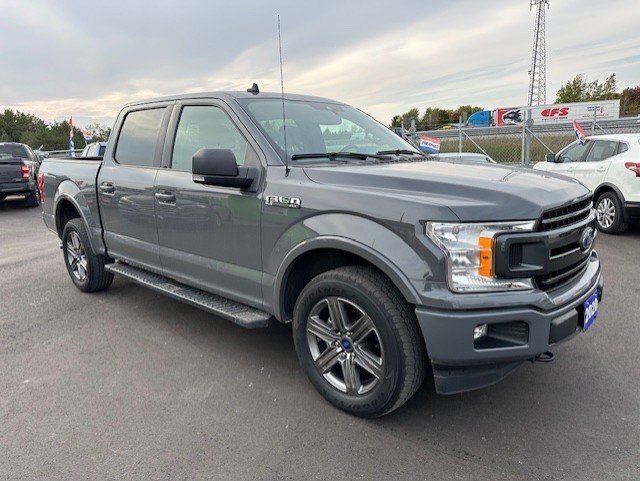 2020 FORD F 150 XLT CREW CAB 4X4 / $306.10 BIWEEKLY INCLUDING TAX / NAVIGATION / REMOTE START / HEATED FRONT SEATS