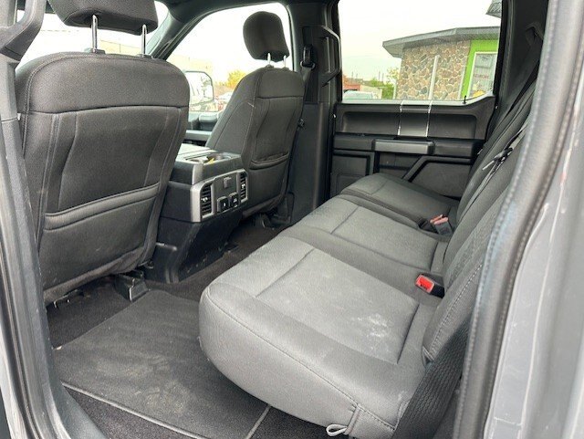 2020 FORD F 150 XLT CREW CAB 4X4 / $306.10 BIWEEKLY INCLUDING TAX / NAVIGATION / REMOTE START / HEATED FRONT SEATS