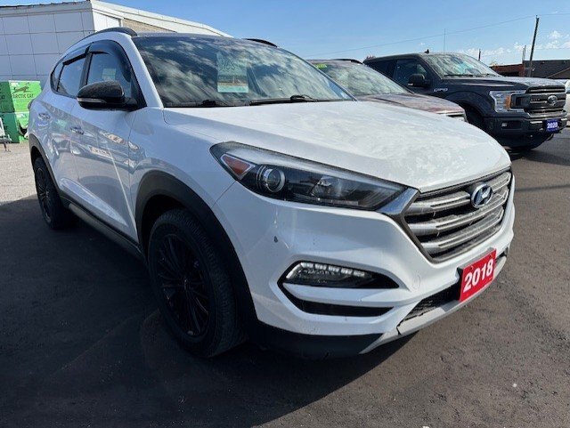 2018 HYUNDAI TUCSON NOIR AWD / $167.85 BIWEEKLY INCLUDING TAX / PANORAMIC SUNROOF / HEATED FRONT SEATS