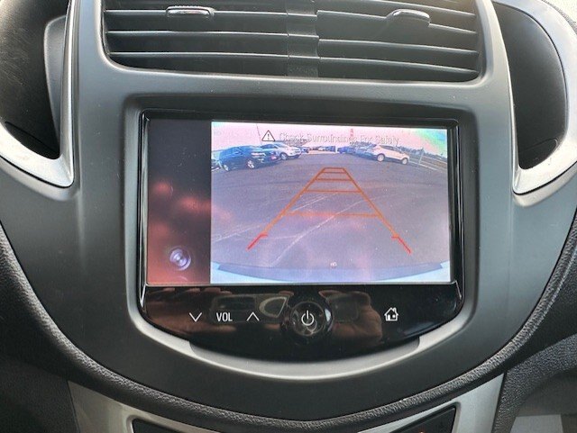 2015 CHEVROLET TRAX LT FWD / BACK UP CAMERA / BLUETOOTH / PARKING SENSORS