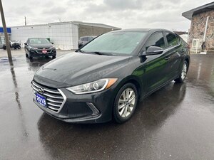 2018 HYUNDAI ELANTRA GLS / $161.58 BIWEEKLY INCLUDING TAX / SUNROOF / HEATED STEERING WHEEL