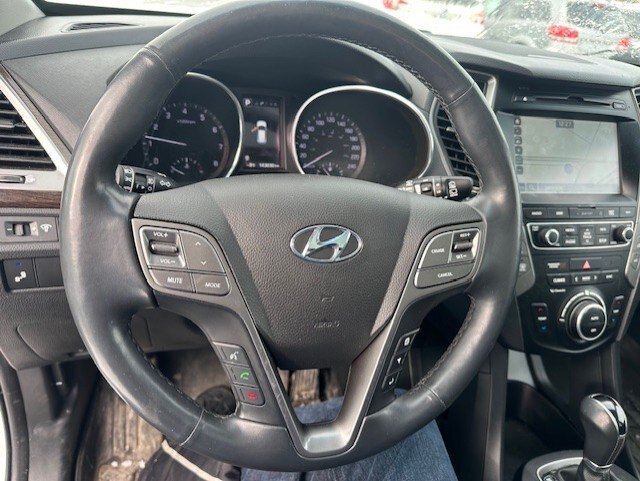 2018 HYUNDAI SANTA FE SPORT 2.0T LIMITED / $171.23 BIWEEKLY INCLUDING TAX / PANORAMIC SUNROOF / HEATED FRONT AND REAR SEATS