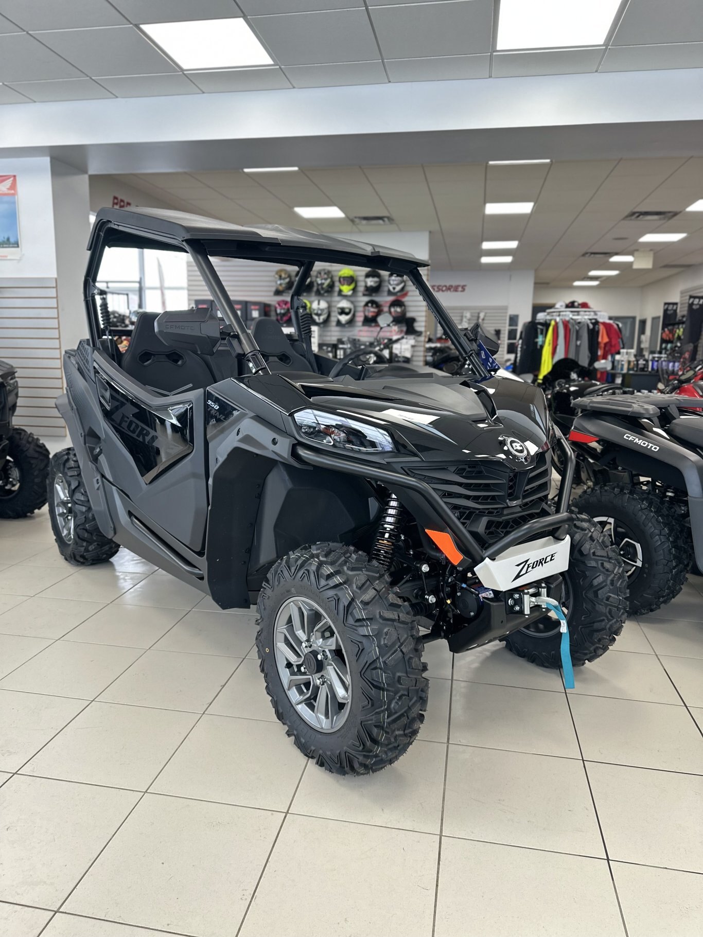 2024 CFMOTO ZFORCE 950 TRAIL G2 Nebula Black