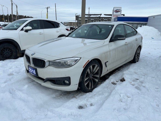 2016 BMW 328i XDRIVE GRAN TURISMO / $258.16 BIWEEKLY INCLUDING TAX / HEATED FRONT SEATS