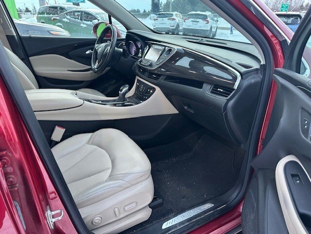 2019 BUICK ENVISION PREFERRED AWD / $225.99 BIWEEKLY INCLUDING TAX / CARFAX CLEAN / LEATHER INTERIOR