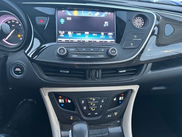 2019 BUICK ENVISION PREFERRED AWD / $225.99 BIWEEKLY INCLUDING TAX / CARFAX CLEAN / LEATHER INTERIOR