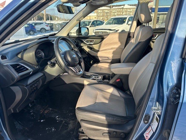 2019 SUBARU FORESTER LIMITED WITH EYESIGHT / $264.05 BIWEEKLY INCLUDING TAX / PANORAMIC SUNROOF / BLIND SPOT MONITORING