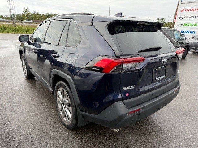 2019 TOYOTA RAV4 XLE AWD / $298.00 BIWEEKLY INCLUDING TAX /SUNROOF / HEATED STEERING WHEEL