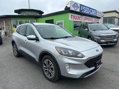 2020 FORD ESCAPE SEL 4WD / $212.74 BIWEEKLY INCLUDING TAX / LEATHER / NAVIGATION
