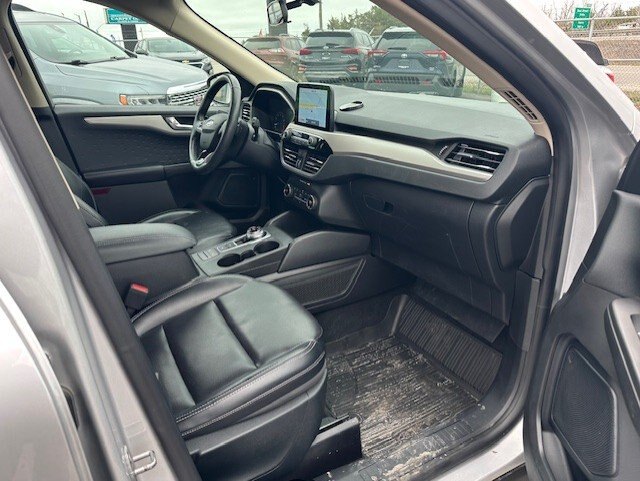 2020 FORD ESCAPE SEL 4WD / $212.74 BIWEEKLY INCLUDING TAX / LEATHER / NAVIGATION