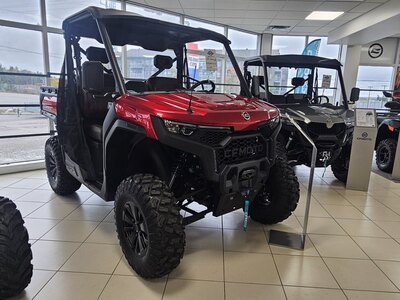 2025 CFMOTO UFORCE U10 PRO RED-Blow Out Pricing