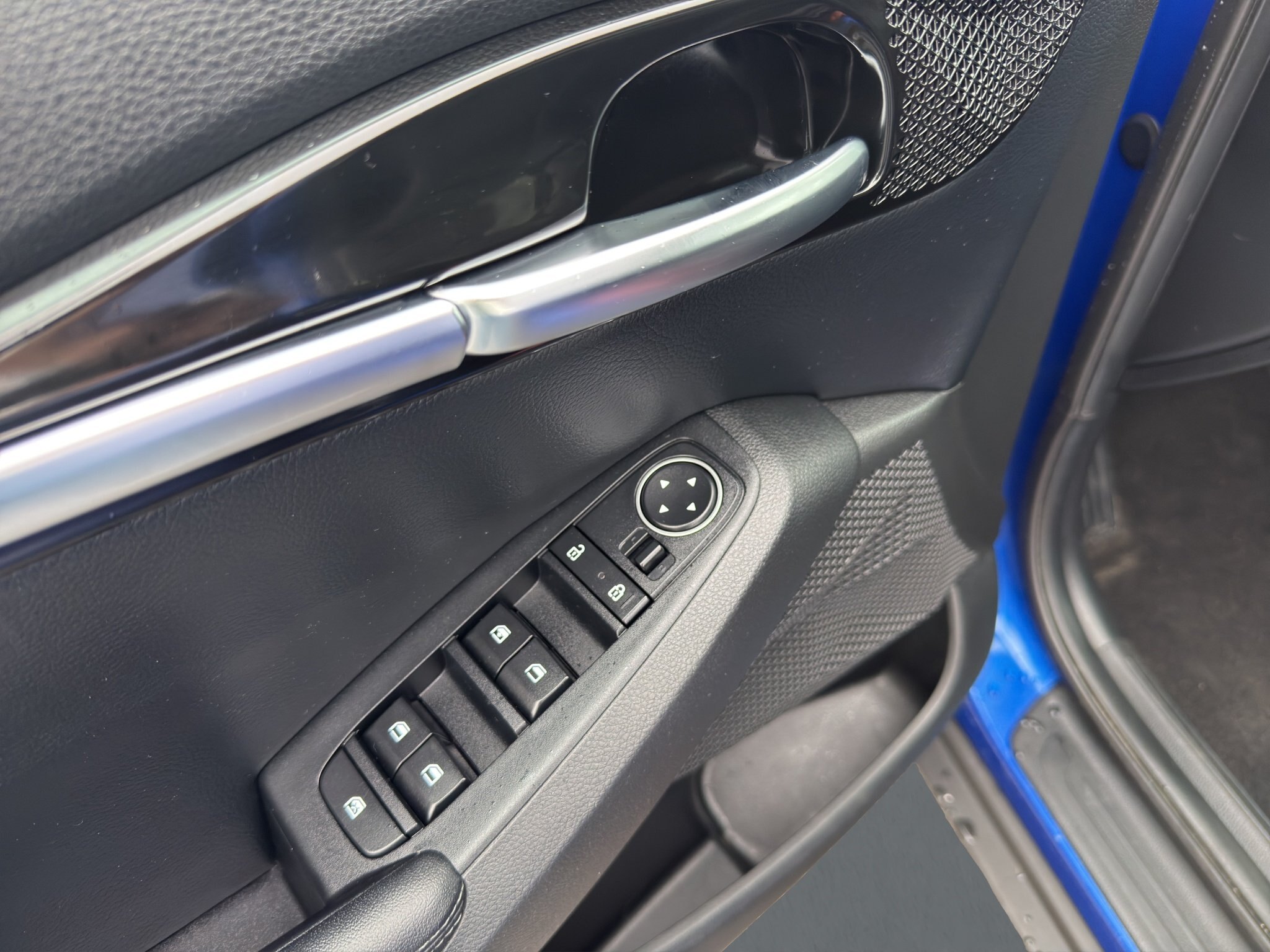 2021 KIA SELTOS EX / $177.82 BIWEEKLY INCLUDING TAX / REMOTE START / SUNROOF / HEATED STEERING WHEEL