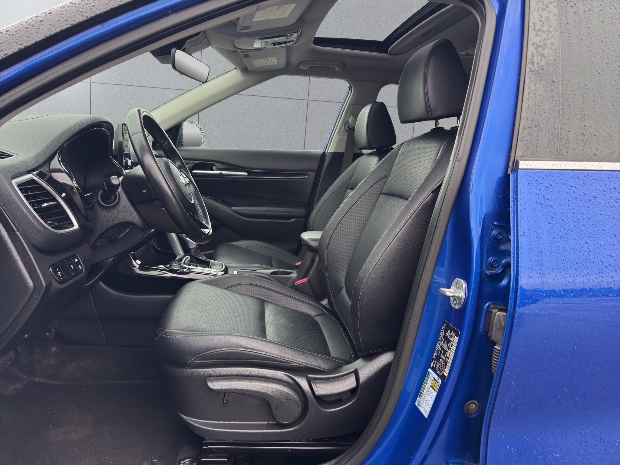 2021 KIA SELTOS EX / $177.82 BIWEEKLY INCLUDING TAX / REMOTE START / SUNROOF / HEATED STEERING WHEEL