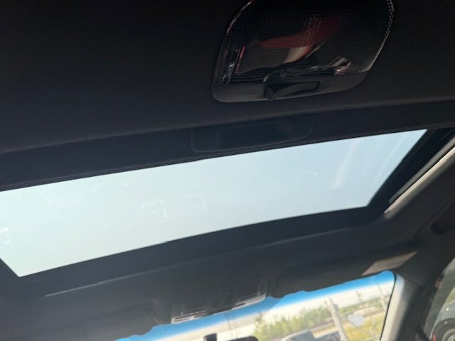 2020 SUBARU WRX STI LIMITED / $311.33 BIWEEKLY INCLUDING TAX / 6 SPEED MANUAL / SUNROOF / HEATED FRONT SEATS