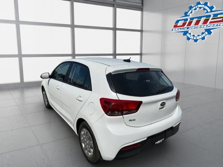 2021 KIA RIO 5 DOOR LX PREMIUM / $154.26 BIWEEKLY INCLUDING TAX / HEATED FRONT SEATS / CARFAX CLEAN