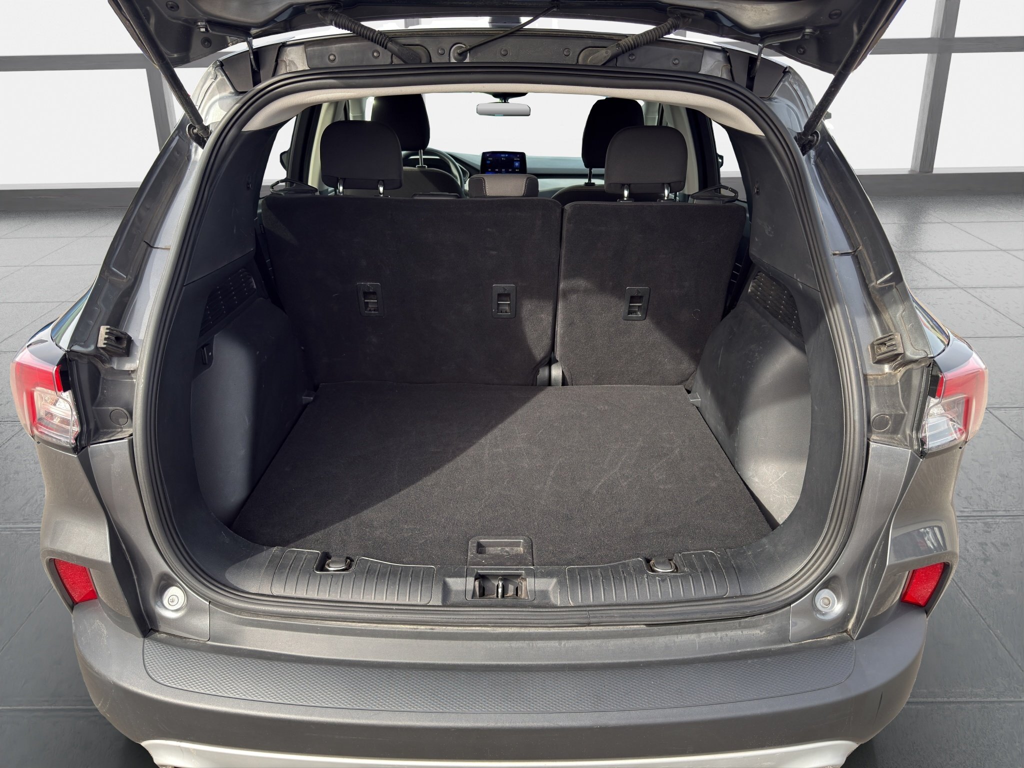 2022 FORD ESCAPE SE AWD / $183.60 BIWEEKLY INCLUDING TAX / PUSH BUTTON START / HEATED FRONT SEATS
