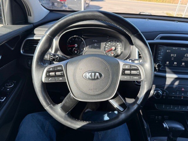 2019 KIA SORENTO EX 7 PASSENGER AWD / $224.73 BIWEEKLY INCLUDING TAX / HEATED STEERING WHEEL / APPLE CARPLAY
