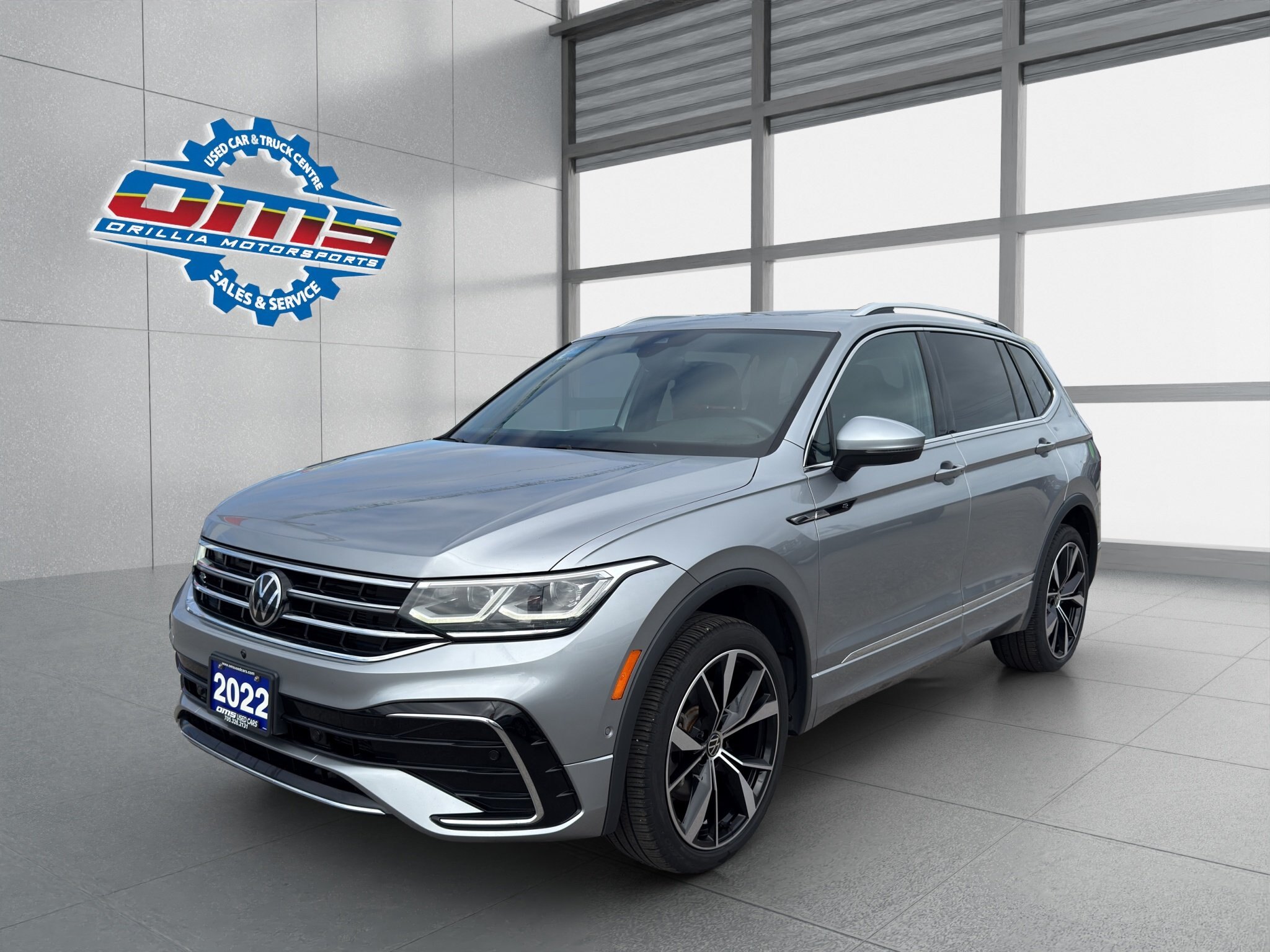 2022 VOLKSWAGEN TIGUAN HIGHLINE R LINE / $240.35 BIWEEKLY INCLUDING TAX / PANORAMIC SUNROOF / REMOTE START / DIGITAL DASH