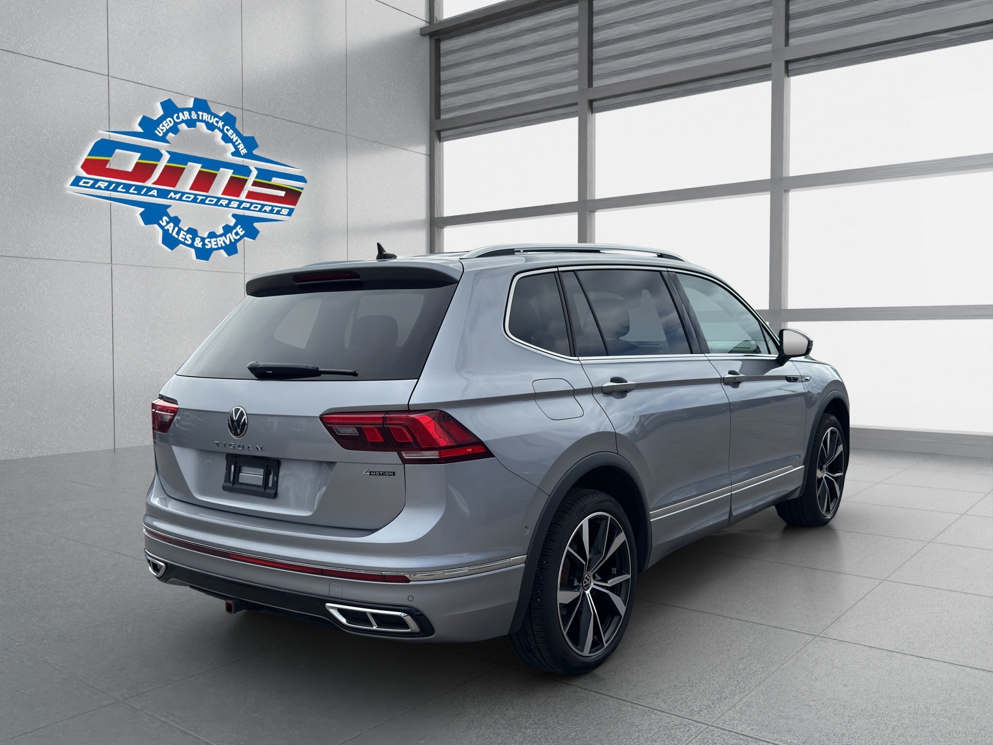 2022 VOLKSWAGEN TIGUAN HIGHLINE R LINE / $240.35 BIWEEKLY INCLUDING TAX / PANORAMIC SUNROOF / REMOTE START / DIGITAL DASH