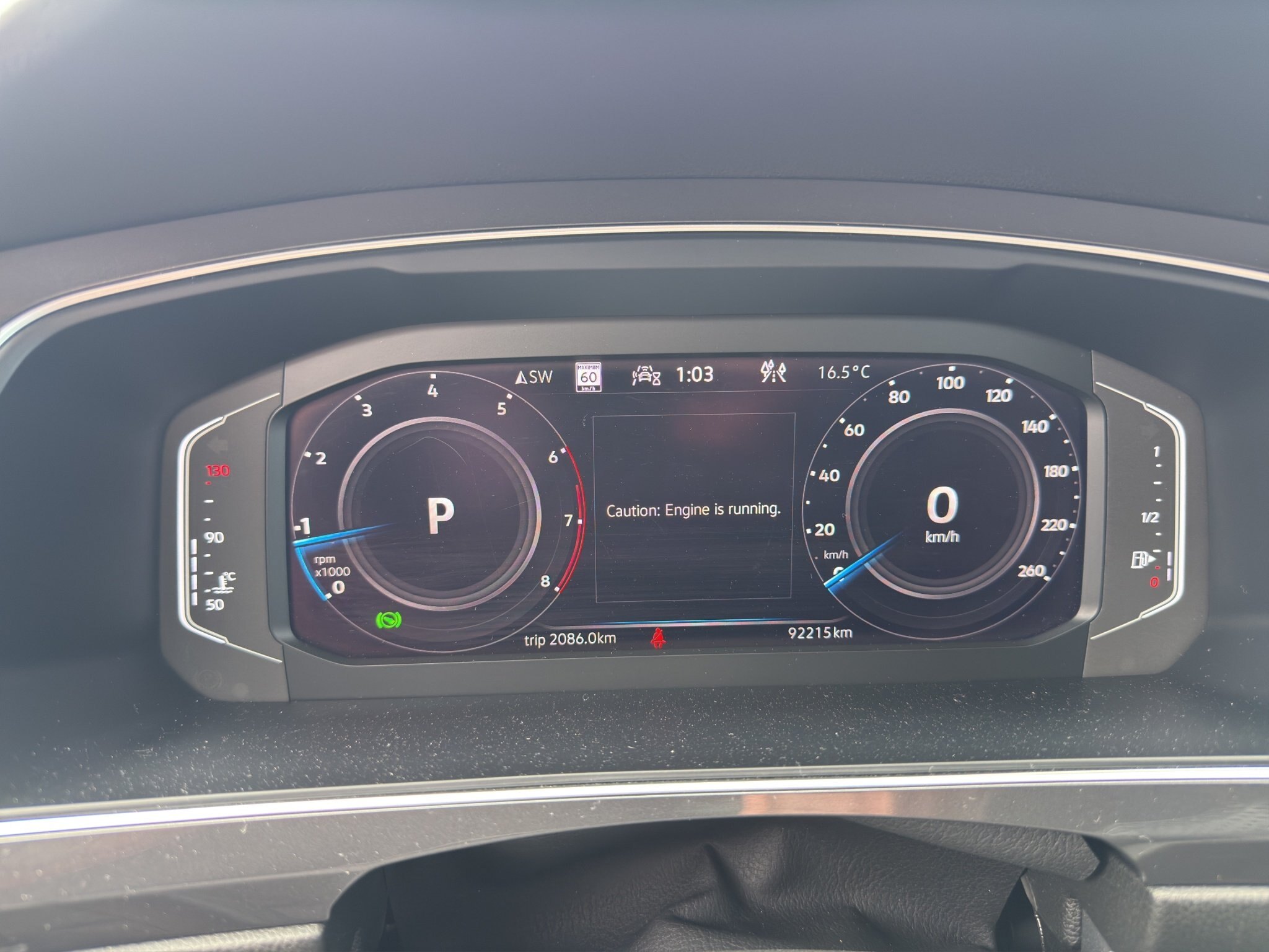 2022 VOLKSWAGEN TIGUAN HIGHLINE R LINE / $240.35 BIWEEKLY INCLUDING TAX / PANORAMIC SUNROOF / REMOTE START / DIGITAL DASH