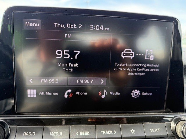 2022 KIA FORTE LX / $169.97 BIWEEKLY INCLUDING TAX / APPLE CARPLAY / LEATHER / CARFAX CLEAN