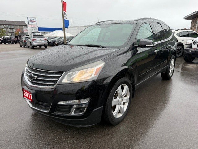 2017 CHEVROLET TRAVERSE LT / $217.59 BIWEEKLY INCLUDING TAX / 7 PASSENGER / REMOTE START