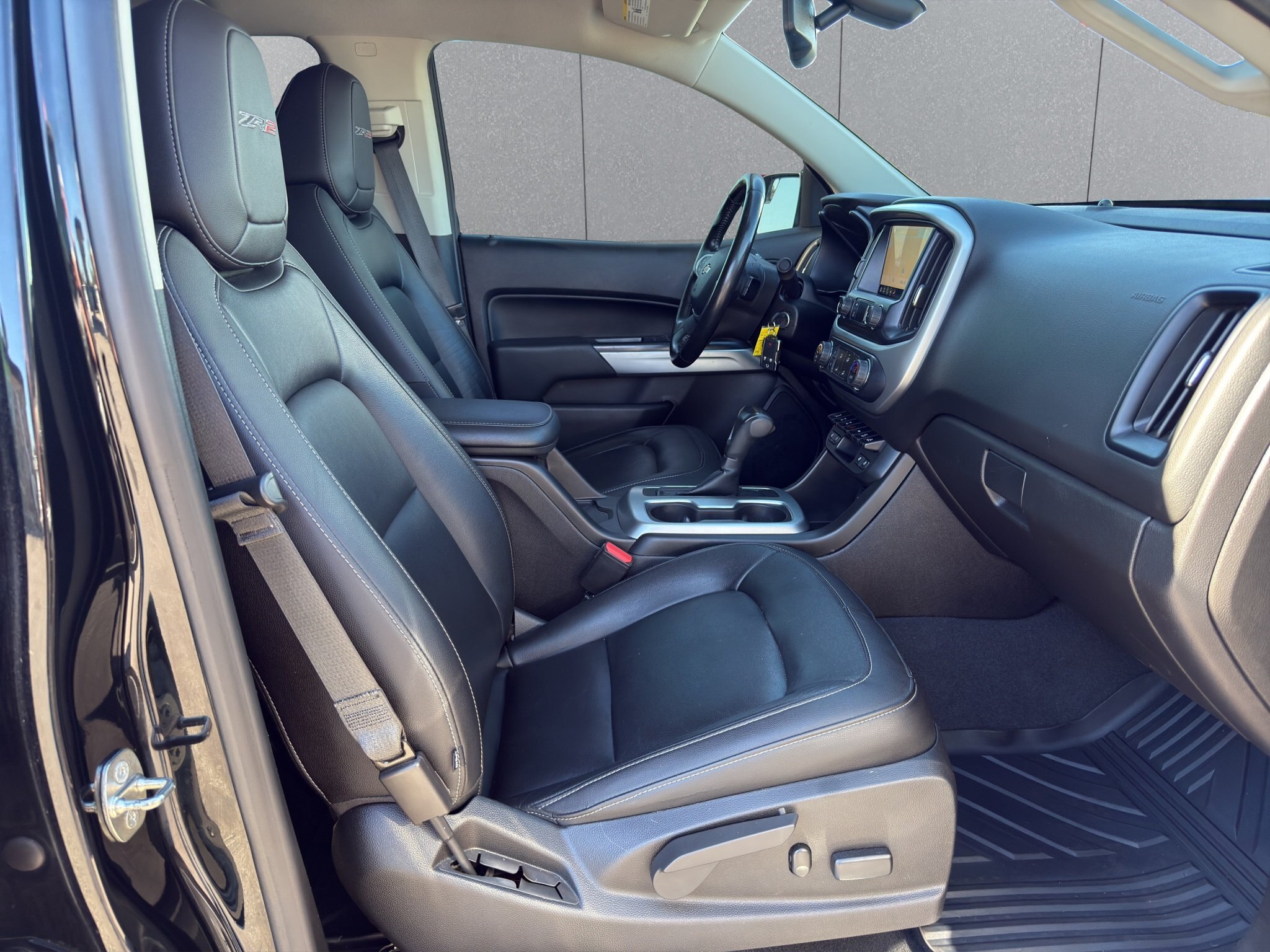 2019 CHEVROLET COLORADO ZR2 / $386.44 BIWEEKLY INCLUDING TAX / LEATHER INTERIOR / NAVIGATION