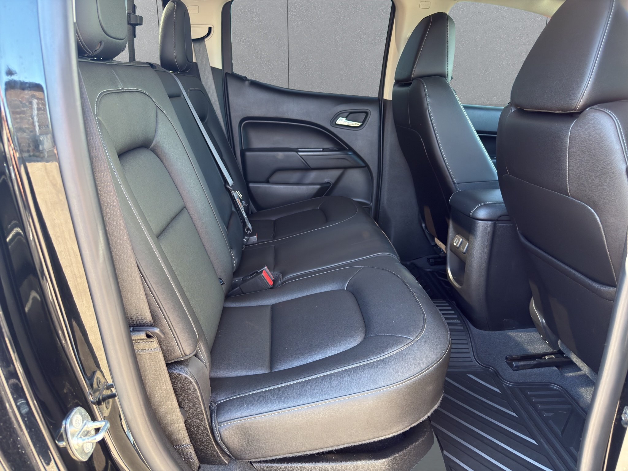 2019 CHEVROLET COLORADO ZR2 / $386.44 BIWEEKLY INCLUDING TAX / LEATHER INTERIOR / NAVIGATION
