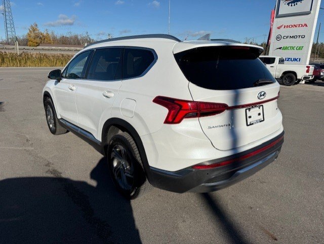 2021 HYUNDAI SANTA FE PREFERRED / $193.53 BIWEEKLY INCLUDING TAX / PANORAMIC SUNROOF / REMOTE START