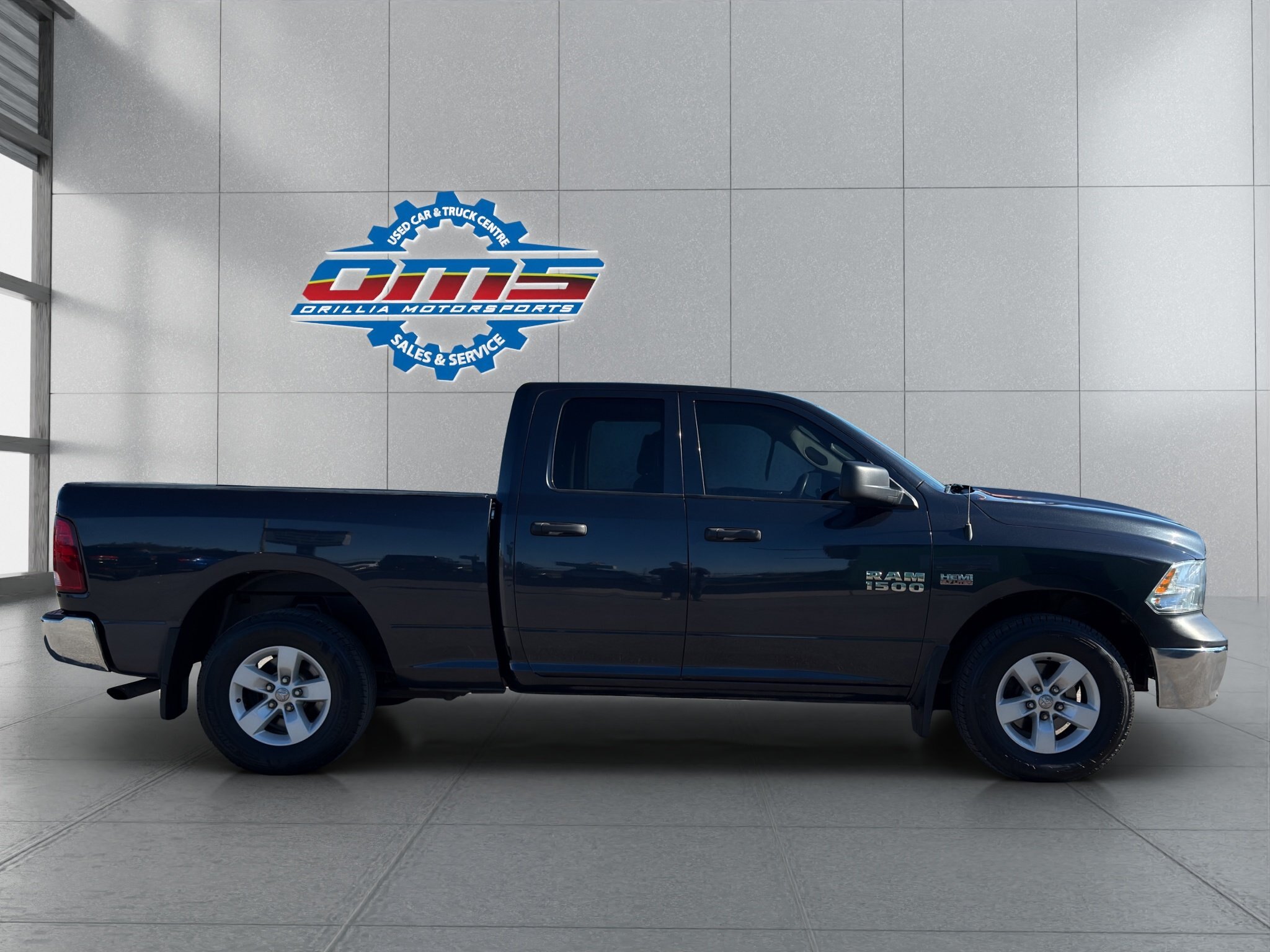 2018 RAM 1500 SXT QUAD CAB / $238.69 BIWEEKLY INCLUDING TAX / 6 PASSENGER / TRAILER BRAKE CONTROL
