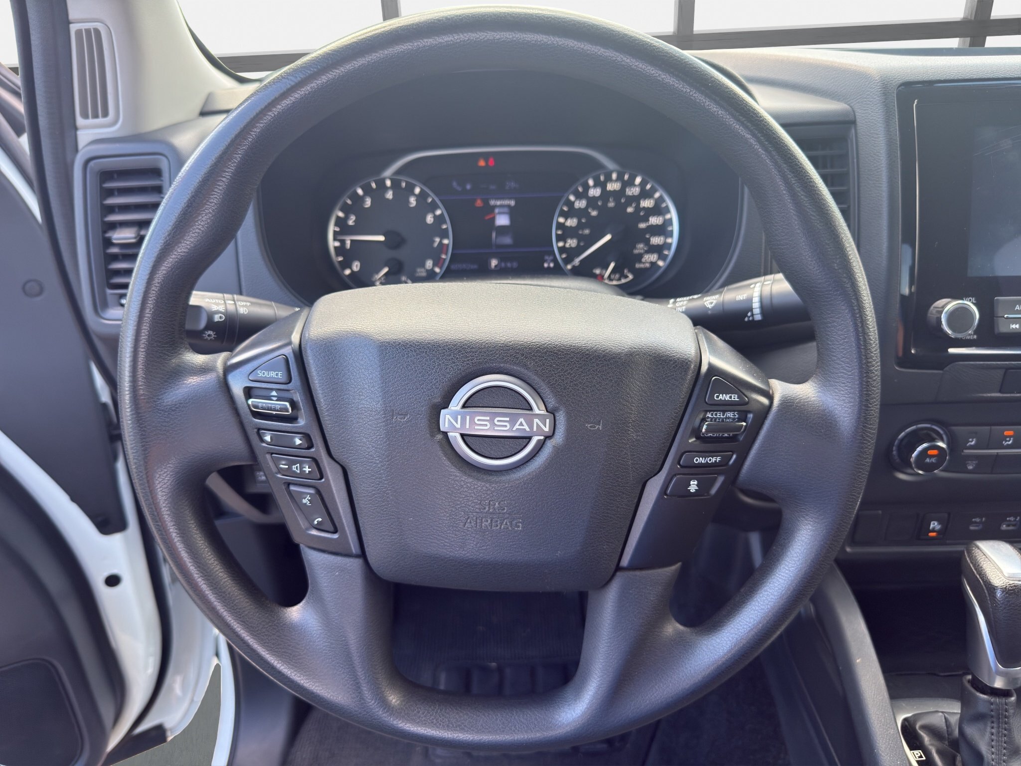 2022 NISSAN FRONTIER SV KING CAB / $290.84 BIWEEKLY INCLUDING TAX / BLIND SPOT MONITORING / REAR PARKING SENSORS