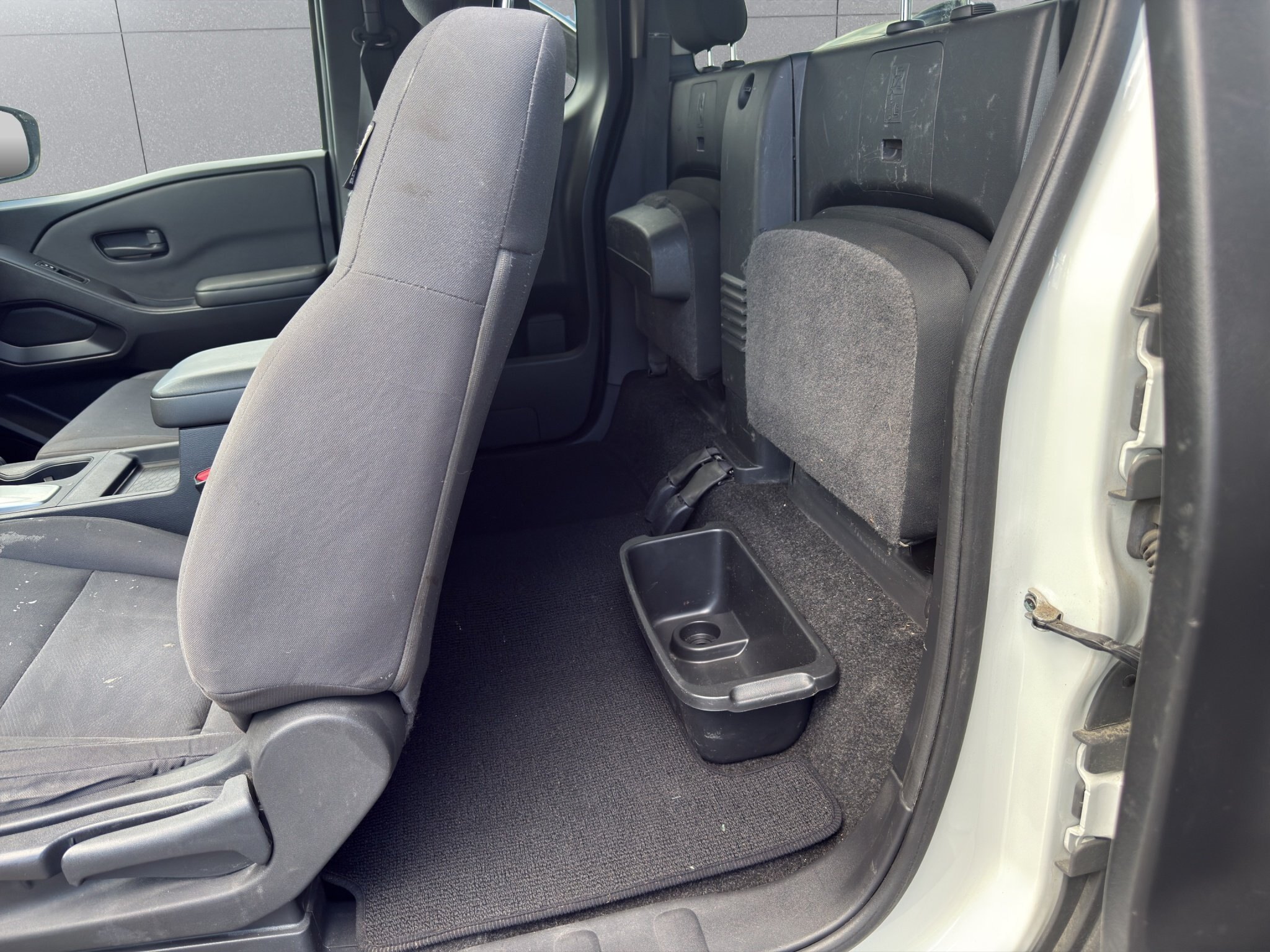 2022 NISSAN FRONTIER SV KING CAB / $290.84 BIWEEKLY INCLUDING TAX / BLIND SPOT MONITORING / REAR PARKING SENSORS