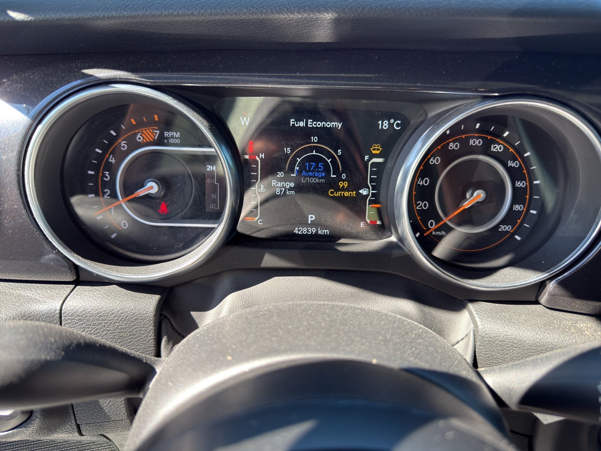 2023 JEEP WRANGLER UNLIMITED SPORT ALTITUDE / $298.62 BIWEEKLY INCLUDING TAX / REMOTE START / HEATED STEERING WHEEL / APPLE CARPLAY