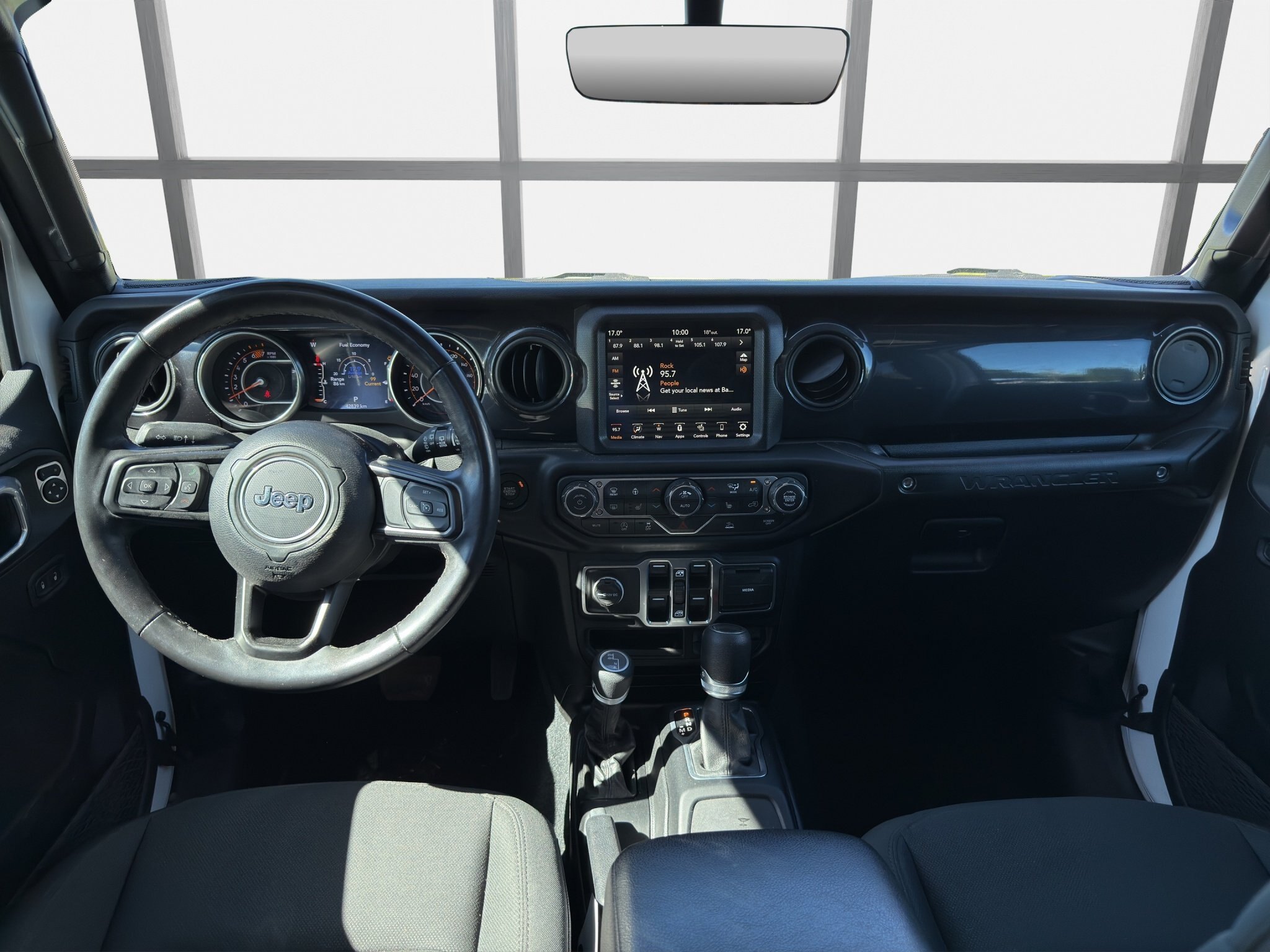 2023 JEEP WRANGLER UNLIMITED SPORT ALTITUDE / $298.62 BIWEEKLY INCLUDING TAX / REMOTE START / HEATED STEERING WHEEL / APPLE CARPLAY